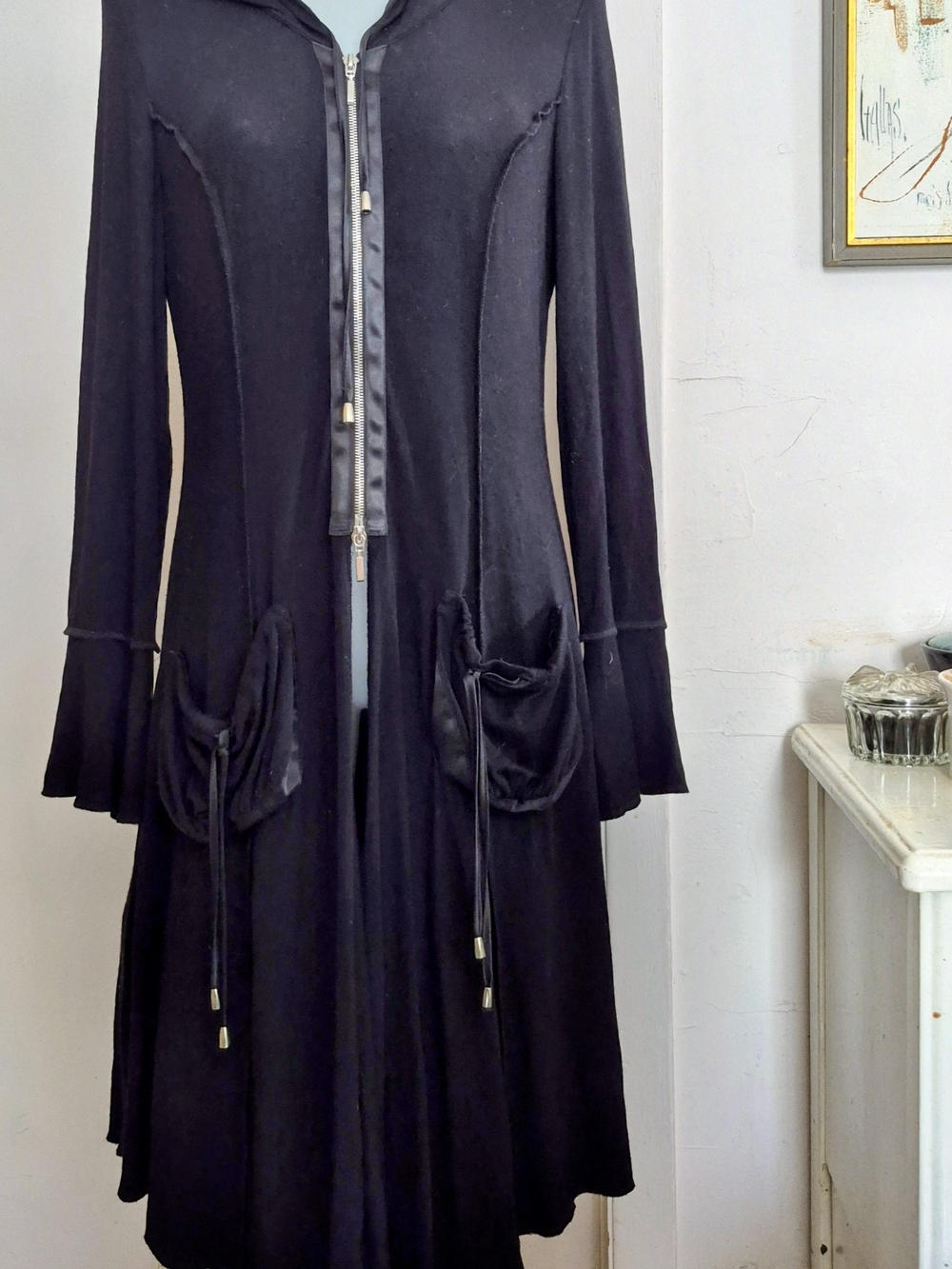 Vintage Joseph Ribkoff Black Long Sleeve Hooded Zip Long Cardiga